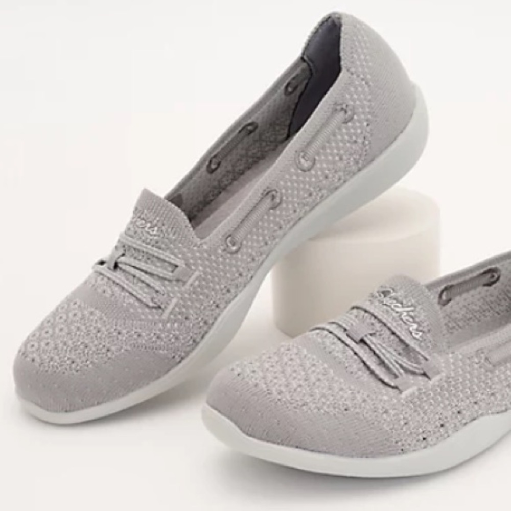 SKECHERS Shoes NEWBERRY ST Air-Cooled MEMORY FOAM Gray White Step In Size 11 - Picture 7 of 16